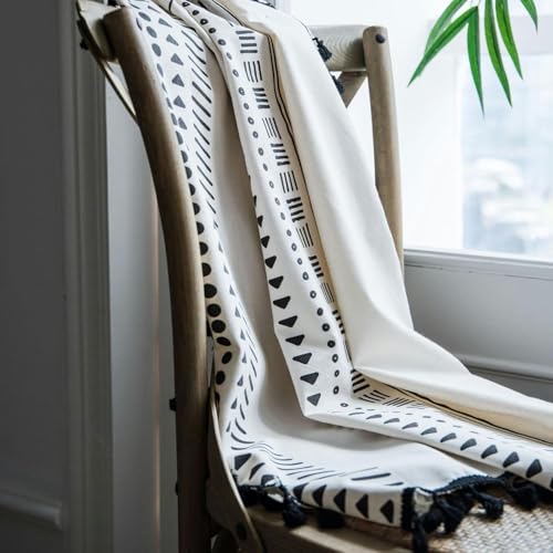 Rideaux rétro tamisants pour créer un salon cosy et chaleureux