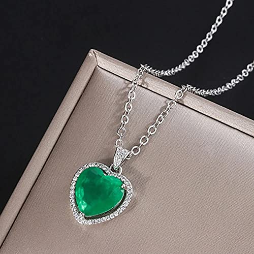 Collier pendentif cœur 12mm, l'accessoire chic pour vos soirées