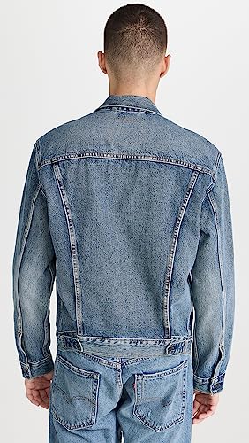 Levi's Men's The Trucker Jacket3
