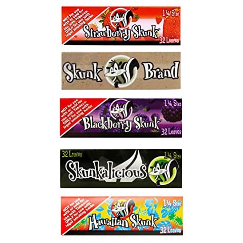 Skunk Brand 1 1/4 Rolling Paper Bundle - 1 Pack of each flavour - Blackberry, Natural, Strawberry, Skunkalicious, Hawaiian Cover