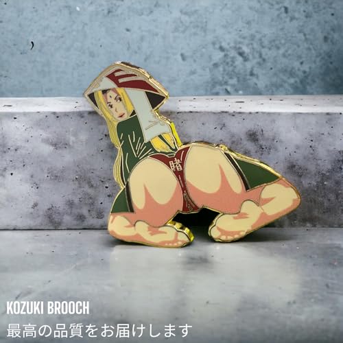 Image of Tsunade Lady Statue and Pin - Sexy Anime Girl Merch in Large Size