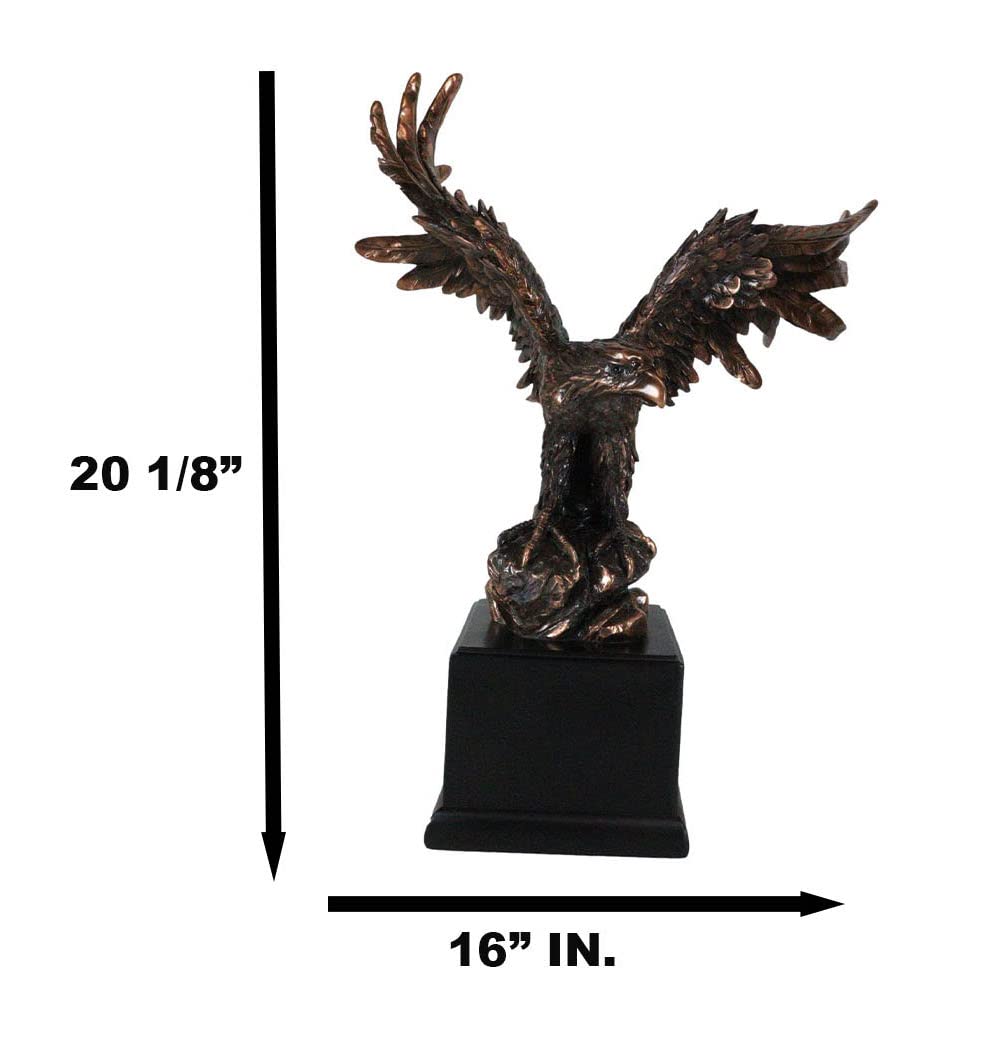 Amazon.co.jp: Ebros Gift L Majestic Royal Bald Eagle Landon Cliff