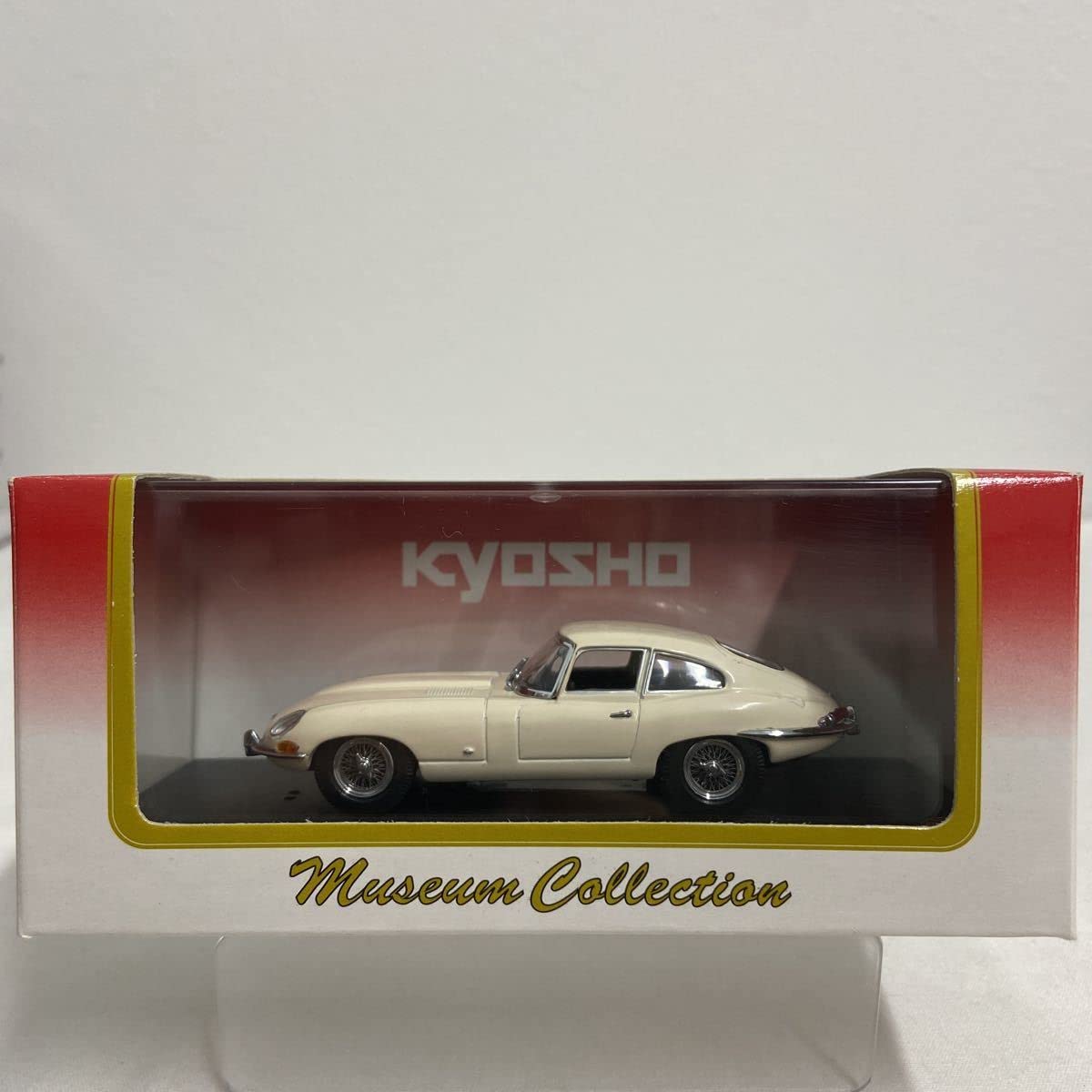 Amazon | 京商ミュージアムコレクション 1/43 Jaguar E-type Coupe 