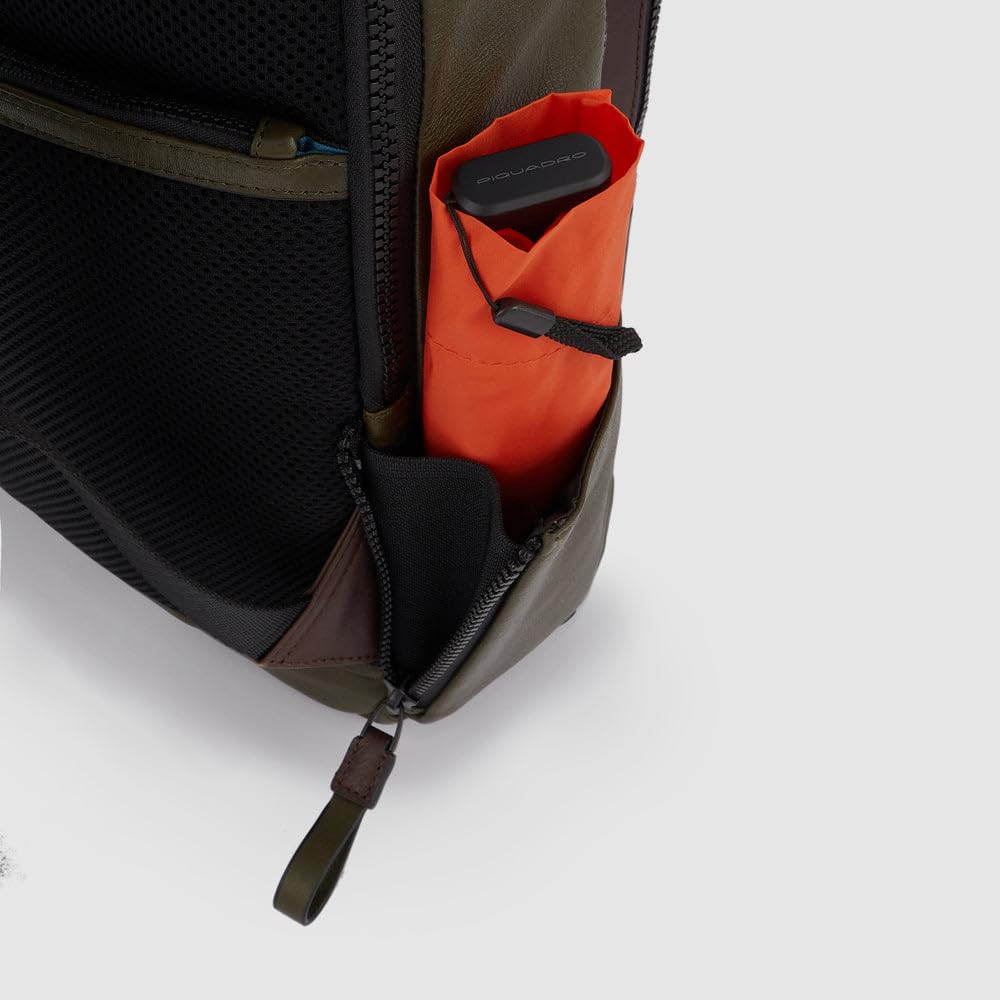 PIQUADRO - Zaino PC 15,6" e Tablet 12,9" Pelle - Uomo - Nero | Spallacci imbottiti, Doppio alloggio device, Vani organizzati, Ufficio, Business