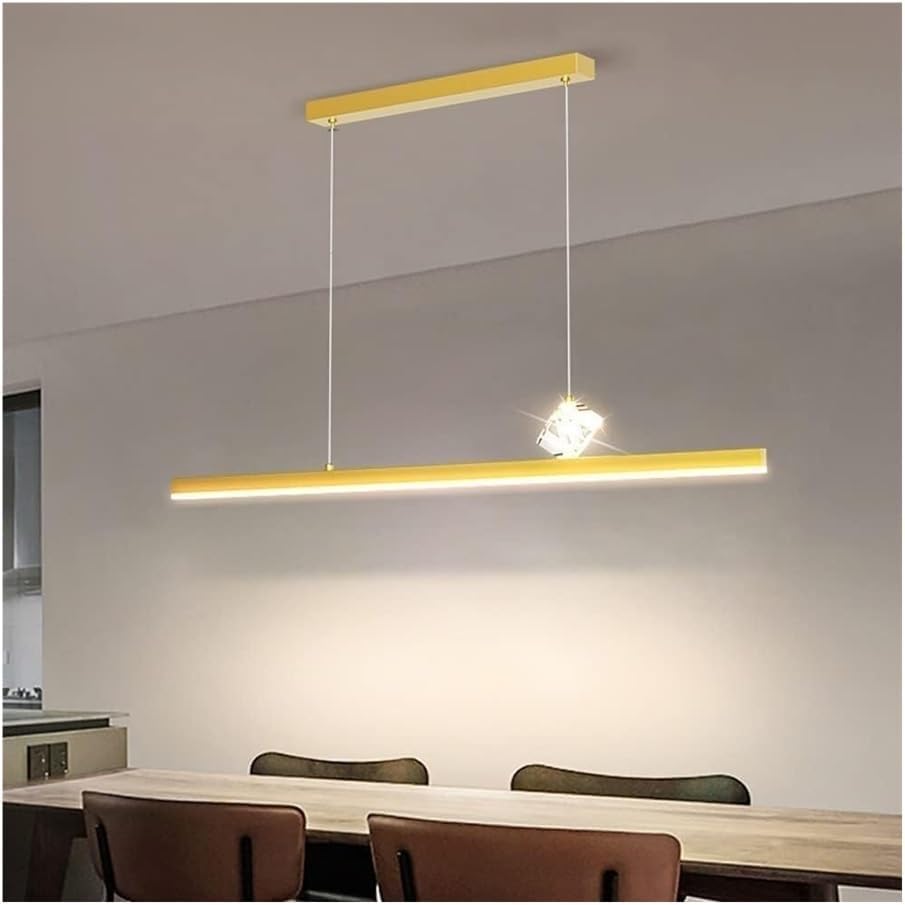 Lampe suspendue longue bande LED pour illuminer vos repas autour de l'îlot de cuisine