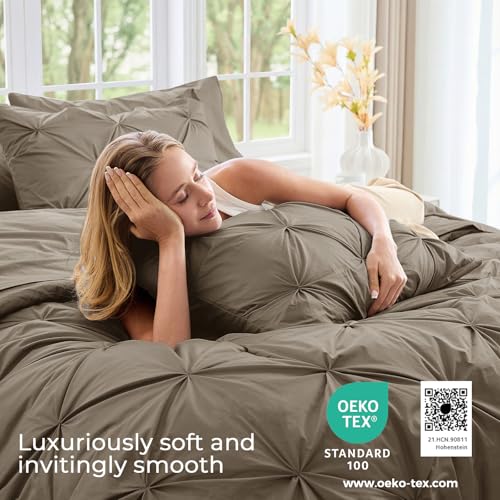 Image of Sasttie Queen Comforter Set, 7-Piece Bed in a Bag, Pintuck Bedding Sets for All Season, Includes Comforter, Flat Sheet, Fitted Sheet, Pillowcases and Pillowshams, Brown