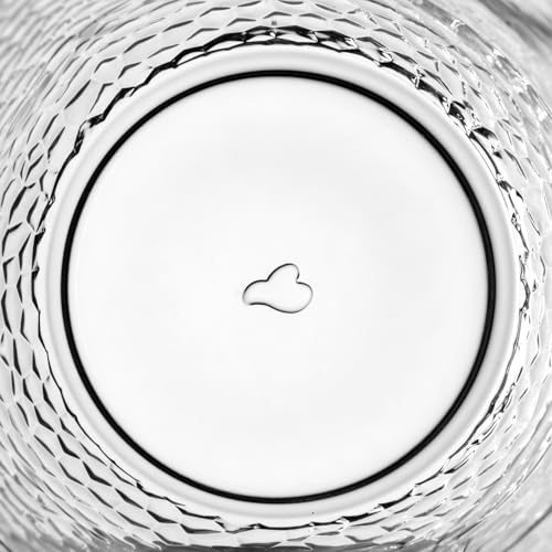 Pichet à jus moderne pour des brunchs conviviaux en terrasse