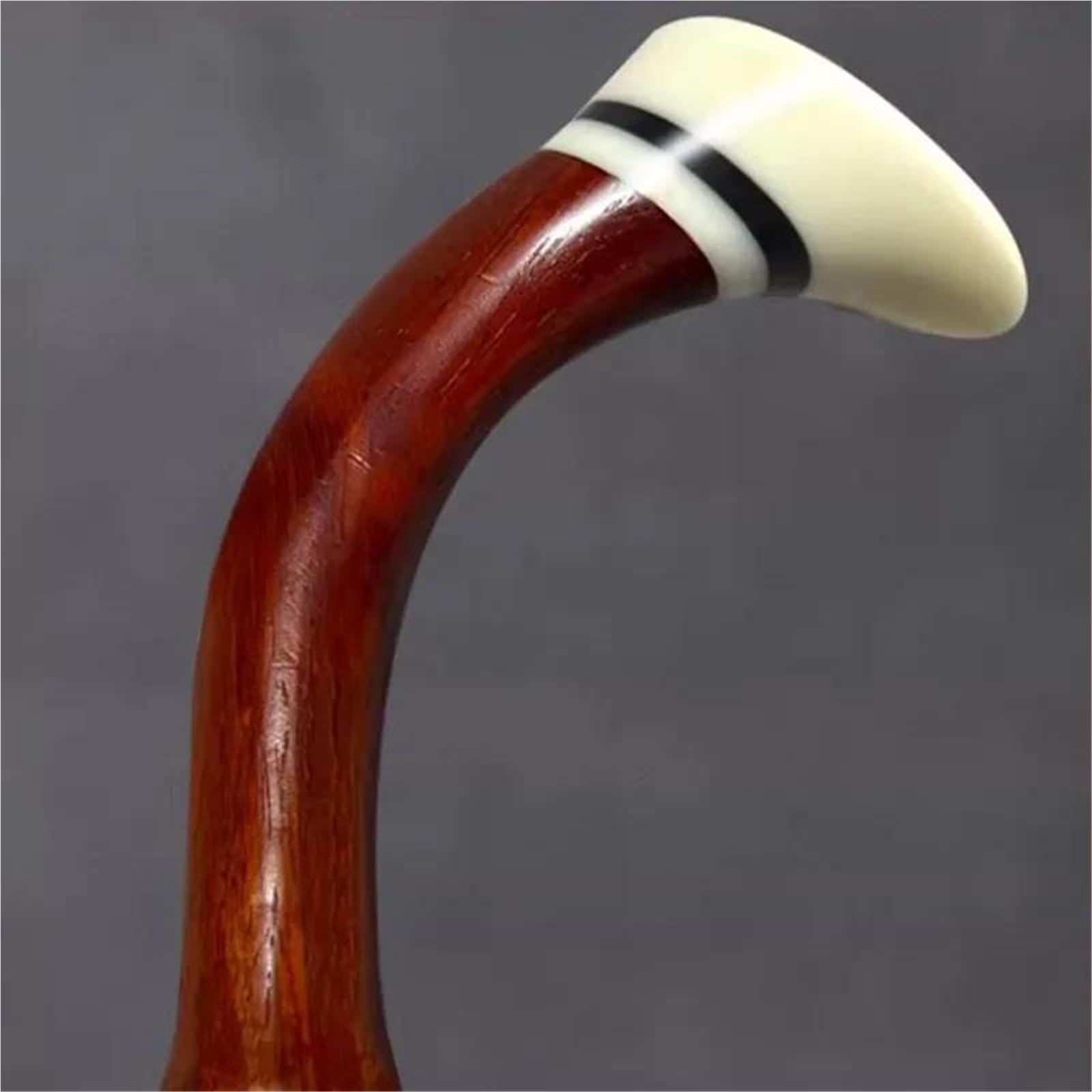 Instrumenty Muzyczne Erhu Z Tradycją Sekwoi