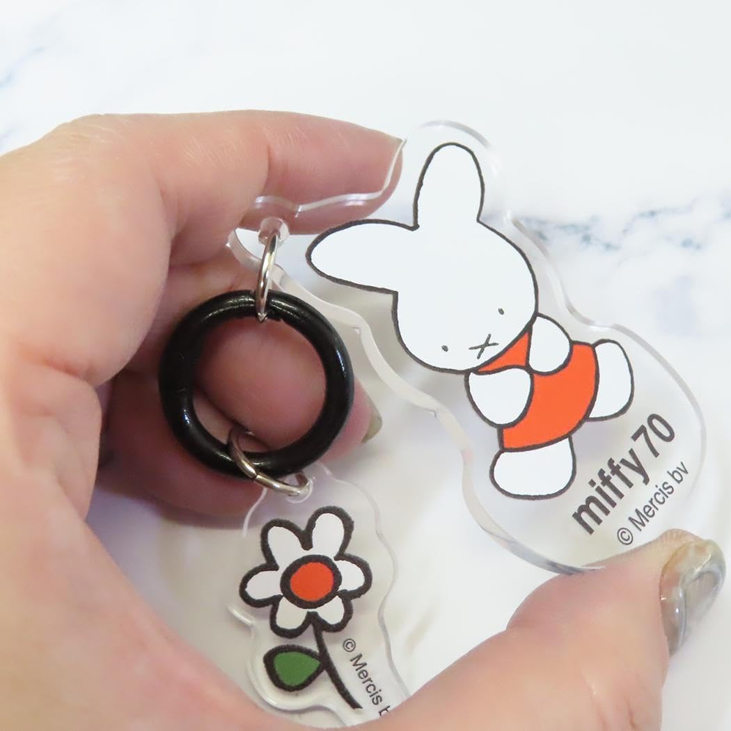 Amazon.co.jp: ミッフィー[キーリング]アクリルキーホルダー