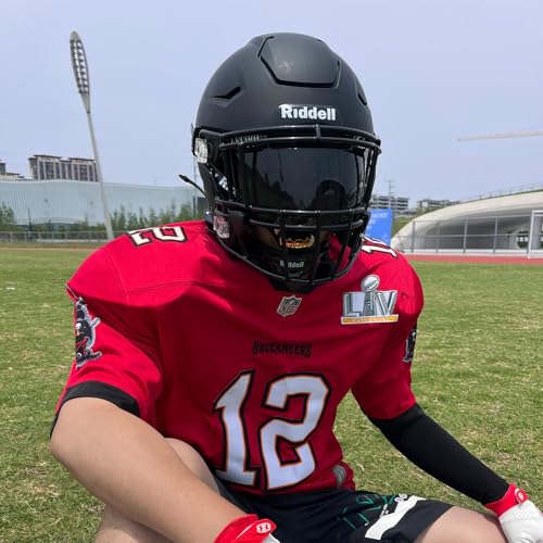 LeCool Football Visor – 3D Molded Curved Lens Technology, Wide Field Vision, Fits Youth & Adult Helmets (Black)