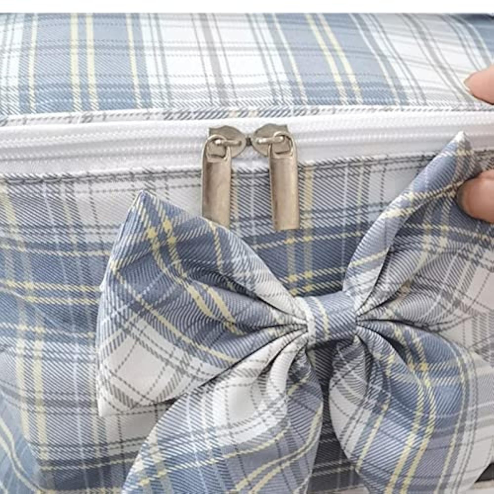 Cute Portable Large-Capacity Travel Makeup Bag
