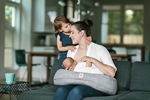 ergobaby breastfeeding