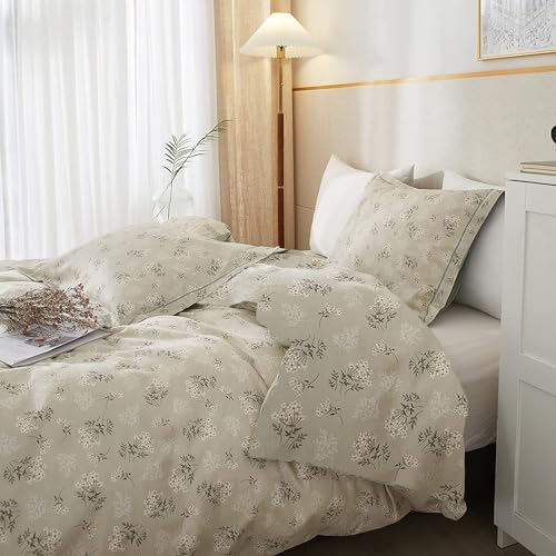 Image of LifeTB Boho Floral Comforter Set Full Size Vintage Style Floral Bedding Comforter with 2 Pillowcases Garden Flower Leaves Botanical Comforter Set Soft Fluffy 3 Pieces Bedding Set for Girls Women