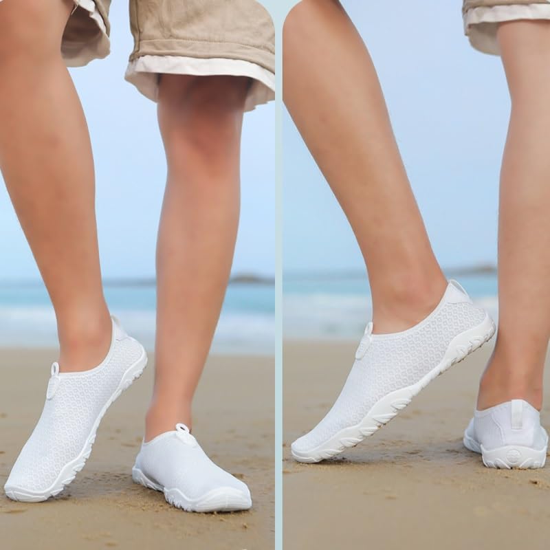 Chaussures de plongée protégeant les pieds des rochers sur la plage - 4
