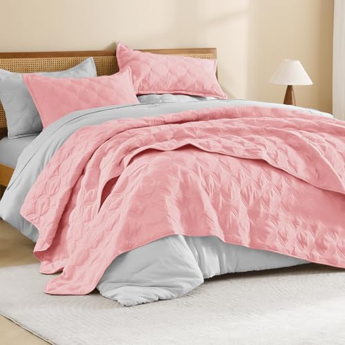 Image of Litanika King Size Quilt Bedding Set, Bright Pink Summer Lightweight Soft Comforter Bedspreads & Coverlets, Boho Farmhouse Bedding Cover Bed Decor All Season, 3 Pieces (1 Quilt, 2 Pillowcases)