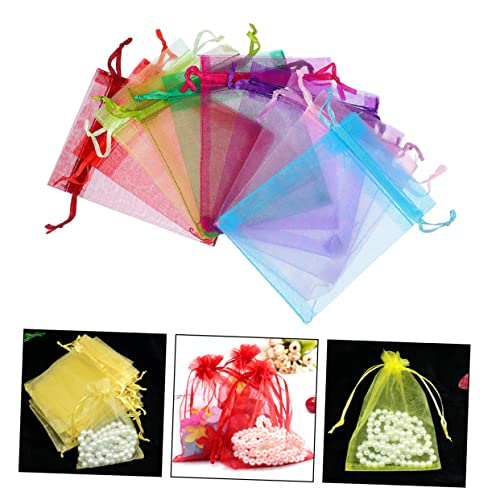 Pochette organza avec cordon pour trier et protéger les petits objets