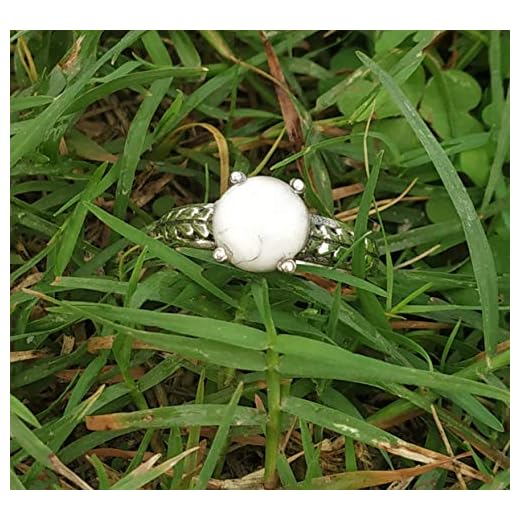 Howlite Ring, Prong Ring, White Buffalo Jewelry, Minimalist Ring, Marble Gemstone Ring, White Turquoise Ring, Sterling Silver Ring, Southwestern Ring, Promise Jewelry, Gift For Her/Him