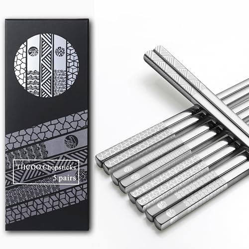 TIICOO Bacchette in metallo riutilizzabili in acciaio inossidabile 18/8, con incisione laser, in titanio di alta qualità, lavabili in lavastoviglie, leggere, set regalo da 5 paia (argento)