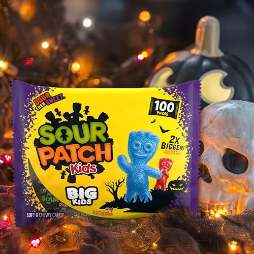SOUR PATCH KIDS BIG Soft & Chewy Halloween Candy, 19 oz (100 Total Trick or Treat Bags)