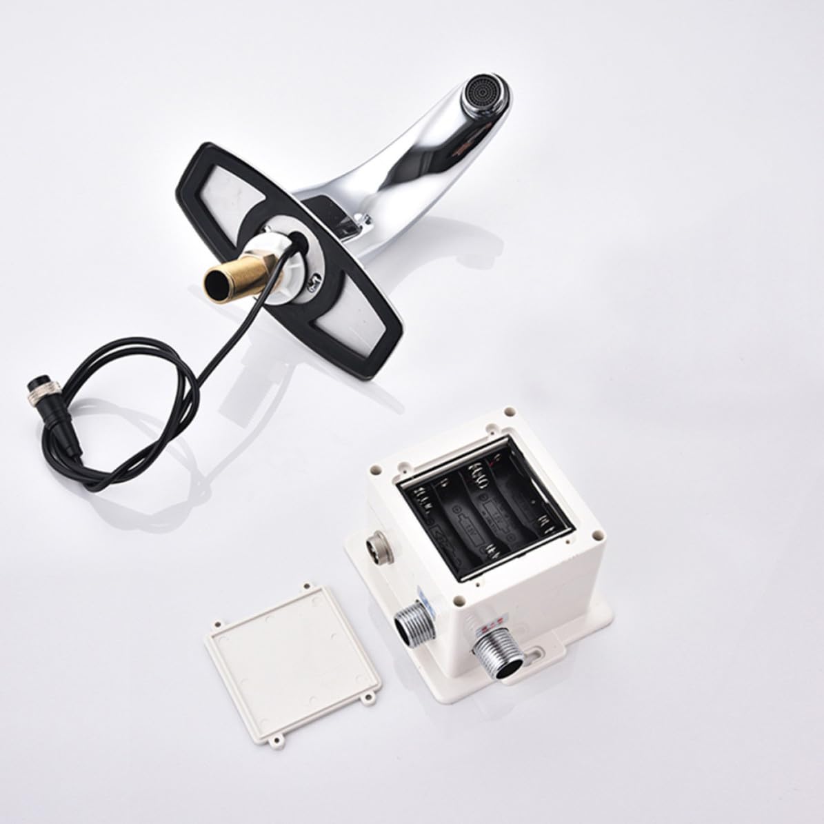 Toddmomy Grifo Automático Función Ahorro de Agua para Lavabo de Baño Sensor Infrarrojo Cobre Plateado y Encendido/apagado Automático