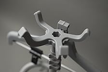 Review Image by Alejandro Abad