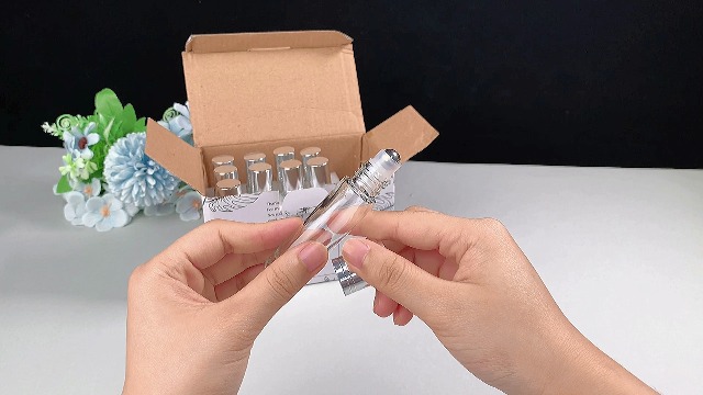 Kesell Rollerflaschen Set Für ätherische Öle – 10 Stück, 5 Ml, Mit UV-Schutz | Inkl. Trichter & Öffner