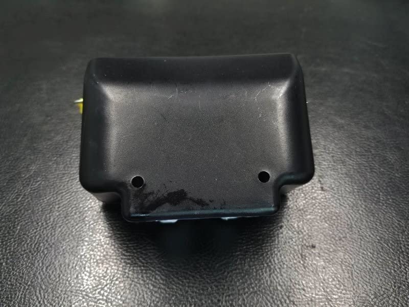 Serrure du couvercle du coffre bloquée ? Solution Nissan Urvan 2001-2012