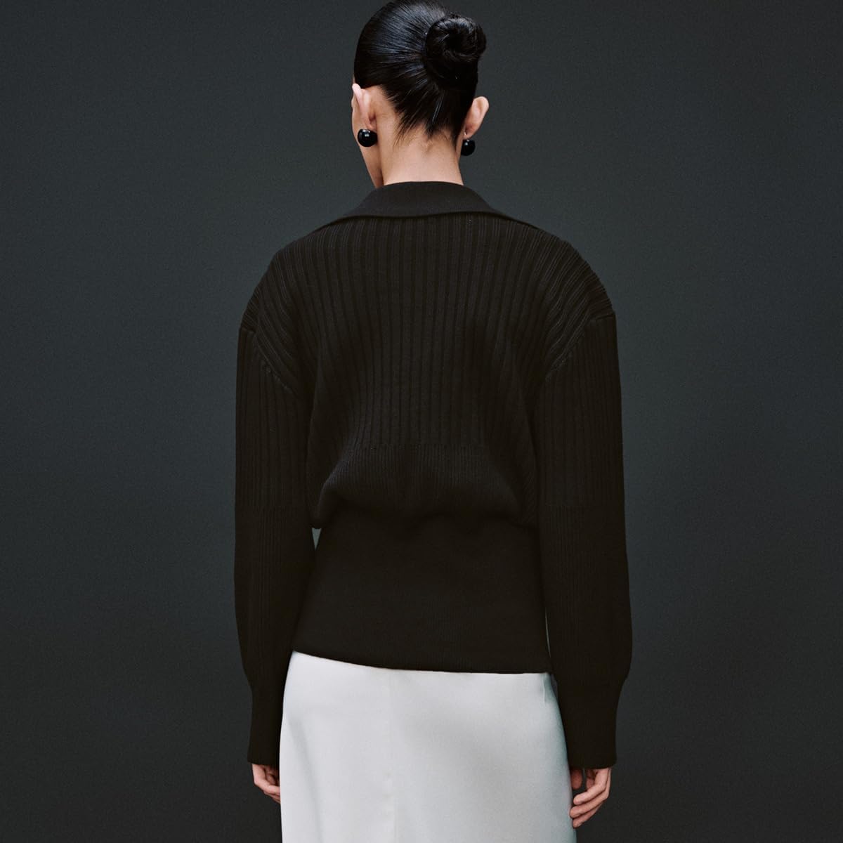 URBAN REVIVO Women's Cardigan V-Neck Lapel Long Sleeve Knitted Cropped Casual Sweater with Metal Button 2025 - Image 2