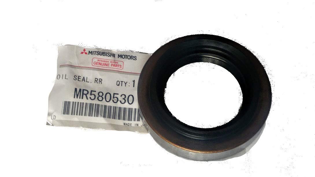 Amazon.com: Mitsubishi MR580530, Differential Pinion Seal : Automotive 