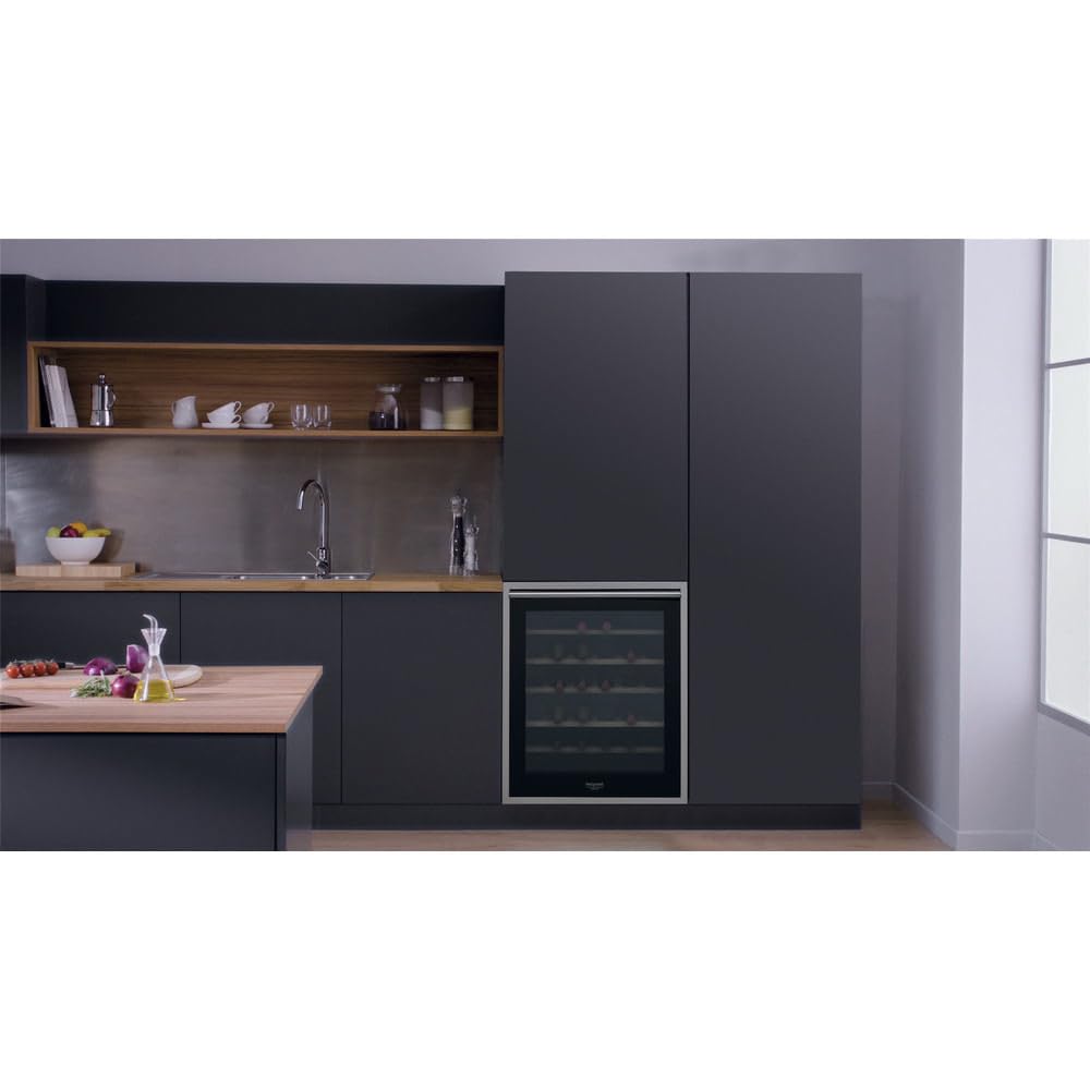 Cantinetta vino da incasso Hotpoint: - HA6 WC711 0
