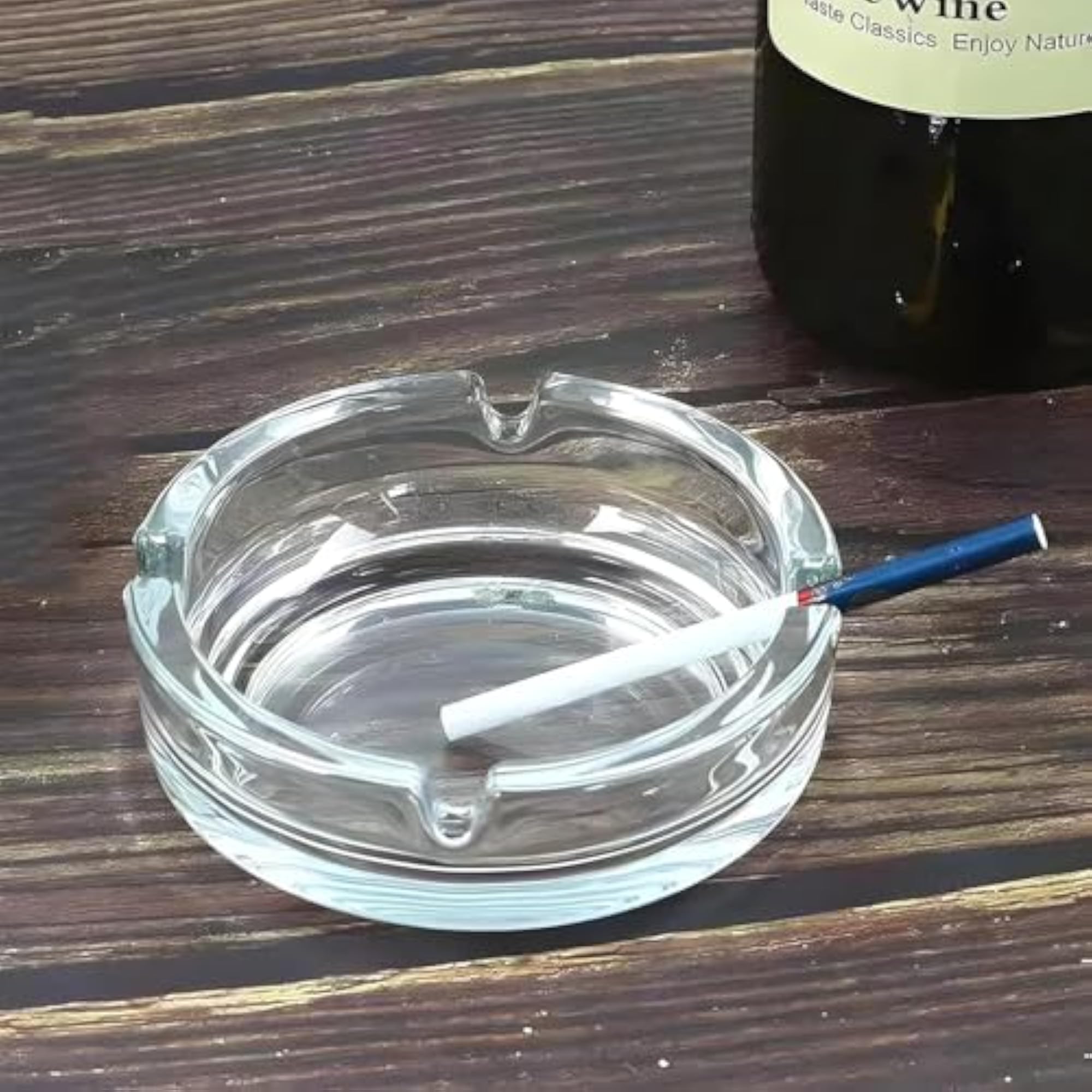 Round Glass Ashtray for Cigarettes and Cigars