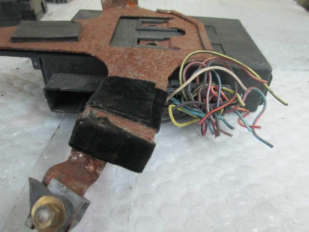 Multifunction Control Module Fits 95-97 Compatible with Ford Compatible with Ranger F67B-14B205-AB F67B14B205AB