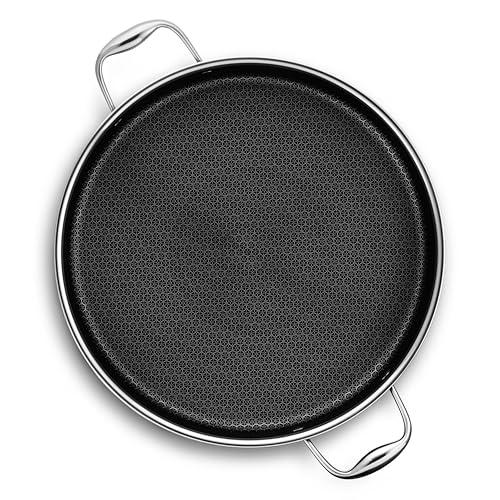 HexClad Hybrid Nonstick 7-Quart Sauté Pan with Tempered Glass Lid, Chicken Fryer, Stay-Cool Handles, Dishwasher-Friendly, Oven-Safe Up to 900°F, Induction Ready, Compatible with All Cooktops
