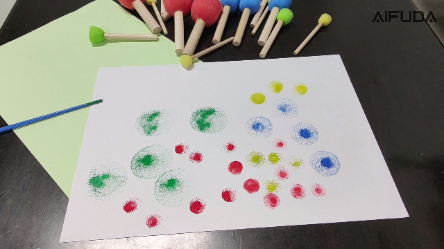 Set 24 Pennelli Rotondi In Spugna - 4 Colori E Misure, Per Arti E Mestieri, Pittura Su Tessuto E Legno - Foto 6