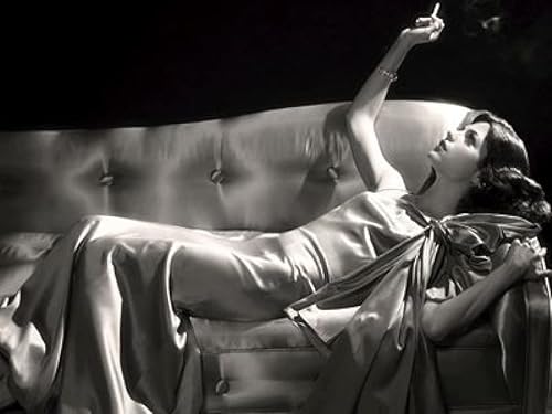 Selma Blair - 36X48 Poster Print Wall Décor PDI #PIDP209930