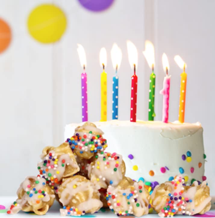 Miniatura 4 de Its Delish - Palomitas de maíz gourmet con sabor a pastel de cumpleaños con temática de pastel de cumpleaños, palomitas de maíz con arcoíris sin