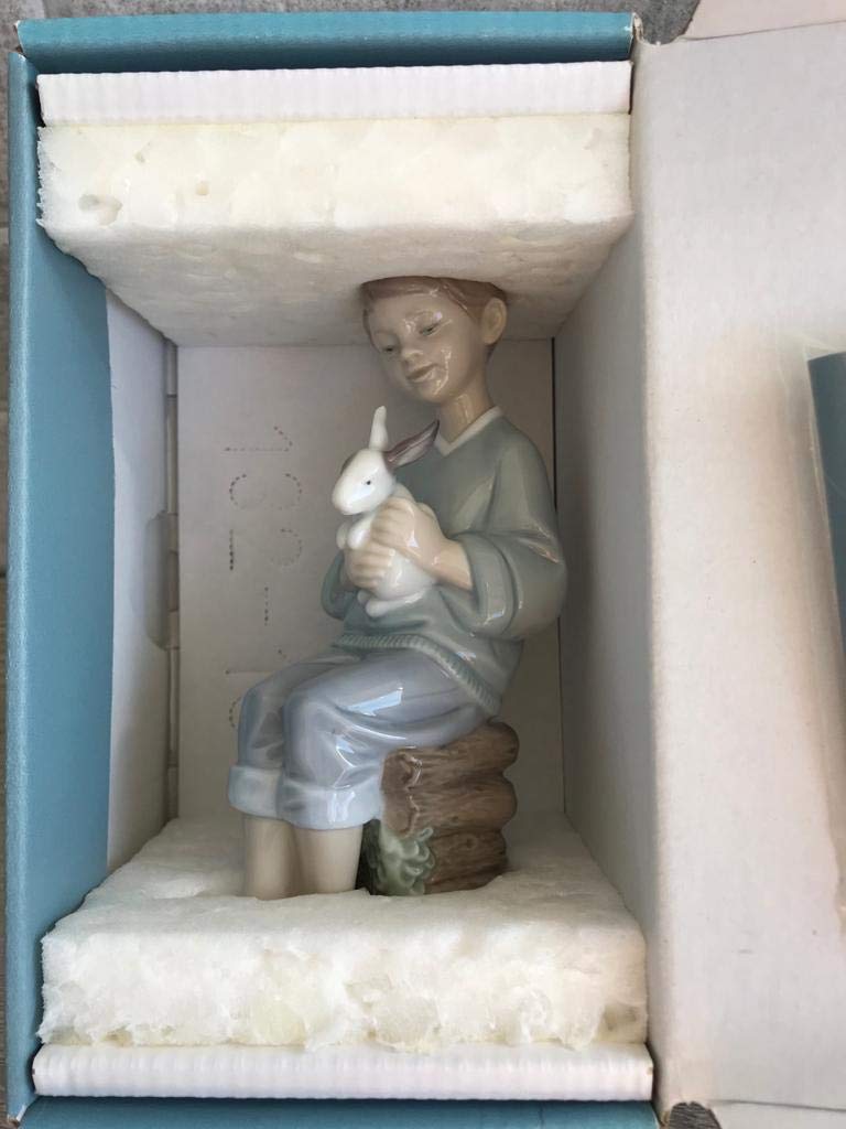 Amazon.co.jp: Lladro 01008287 Every Bunny Needs Somebody Porcelain