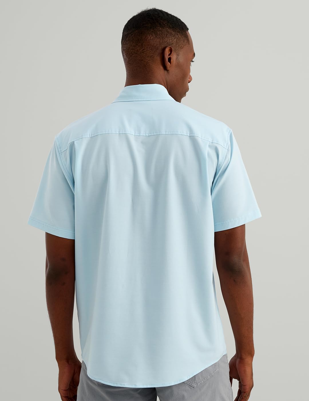 HUK Men's Kona Solid Short Sleeve Fishing Button Down Shirt