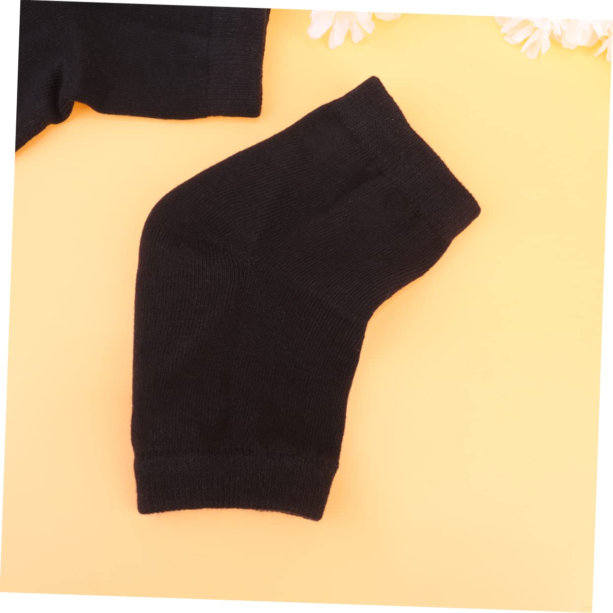 Gogogmee 2 Pair Gel Heel Socks Ankle Socks Heel Support for Men Women Anti-Crack Moisturizing