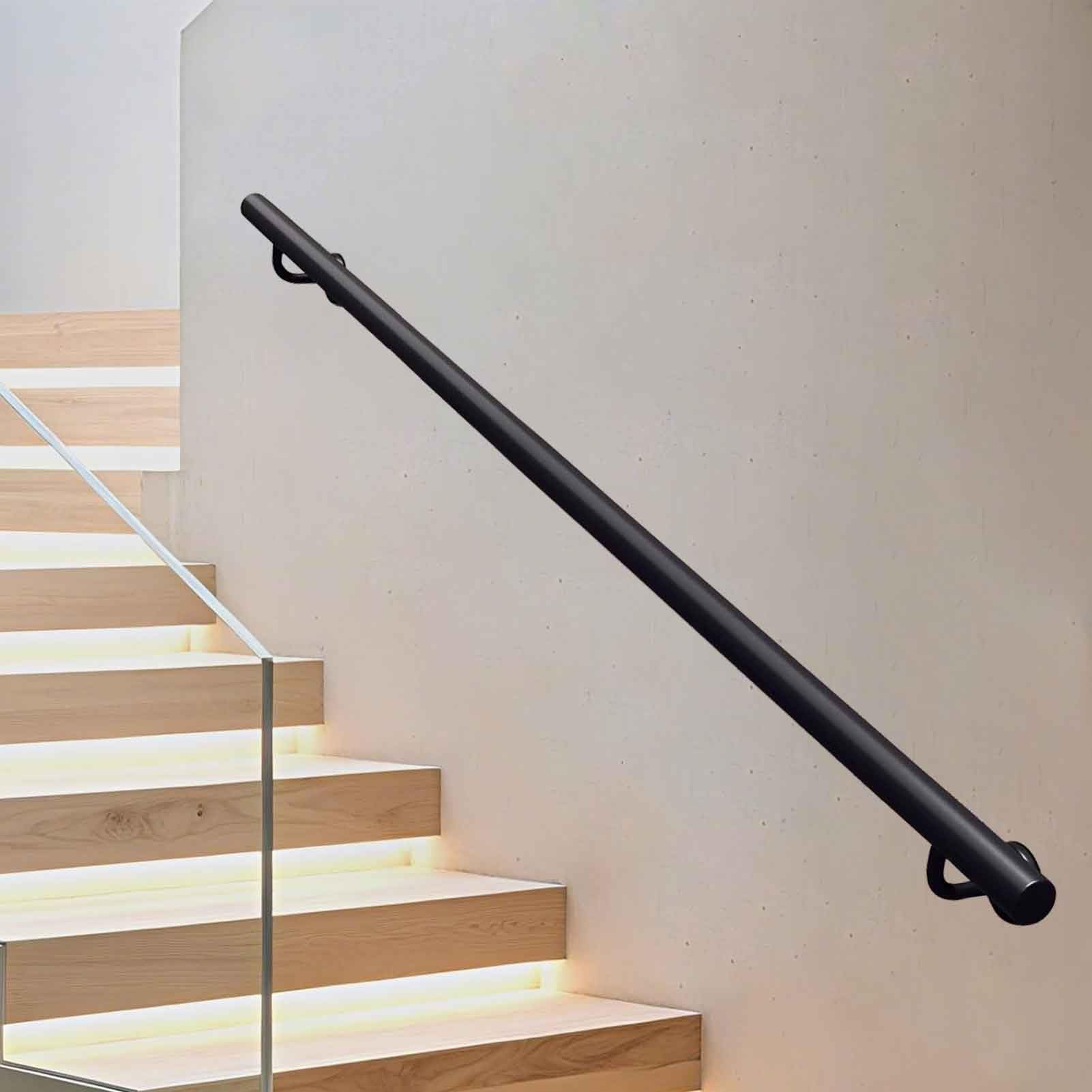 Rampe d'escalier en tube rond contre les chutes sur marches intérieures et dehors