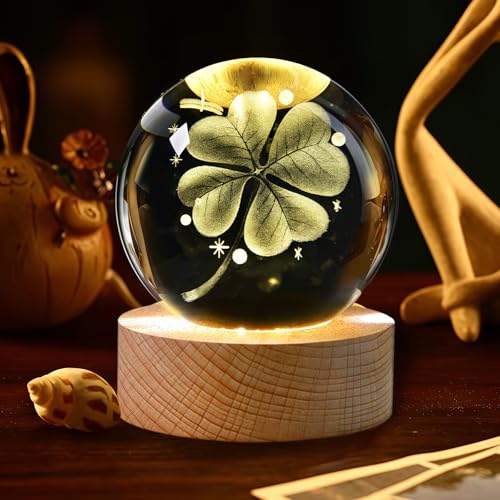 Veilleuse Boule de Cristal 3D, Veilleuse Boule de cristal trèfle, Lampe de Nuit Boule de Verre avec LED Base en Bois, à quatre feuilles Décoration fantaisie de...
