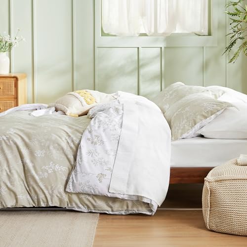 Image of Bedsure Queen Comforter Set - Linen Bed Set, 3 Pieces Cute Floral Bedding, 1 Soft Reversible Botanical Flowers Comforter and 2 Pillow Shams