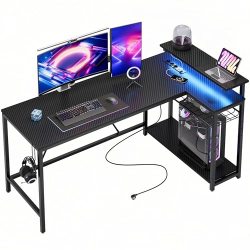 Bestier Gaming Schreibtisch mit LED-Leuchten, Eckschreibtisch mit 2 USB-Ladeanschluss und 3 AC-Steckdosen, Gaming Tisch L Form mit Regal & Monitorständer, Großer Tisch für Büro, Schlafraum， 147cm