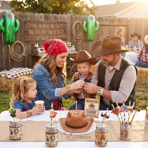 Set de 48 piezas disfraz vaquero: pulseras y pitillos miniatura 4
