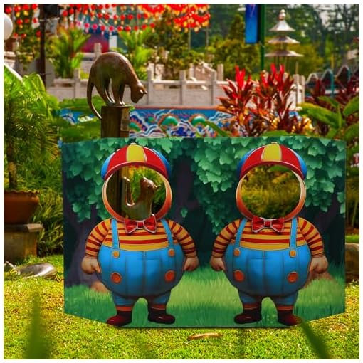 Tweedledum & Tweedledee cardboard cutout photo prop - Image 6