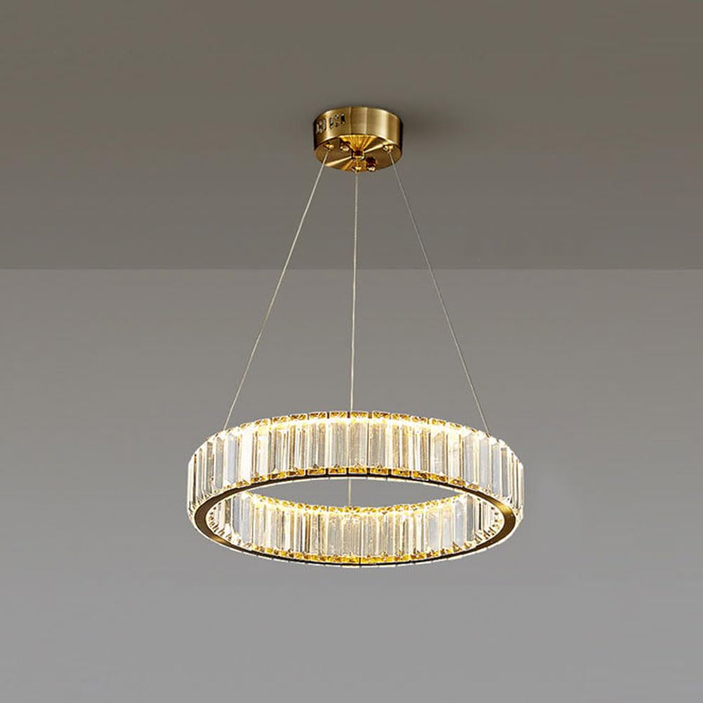 Lampe en cristal moderne pour sublimer un salon sombre et créer une ambiance chic
