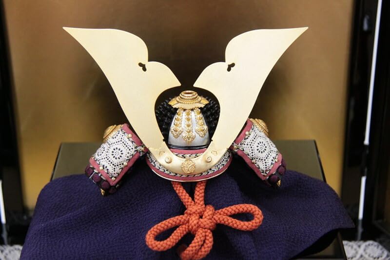 五月人形　兜 Amazon | 五月人形 兜 平飾り 6号 幅54cm（245to0359）実正 大鍬形の兜