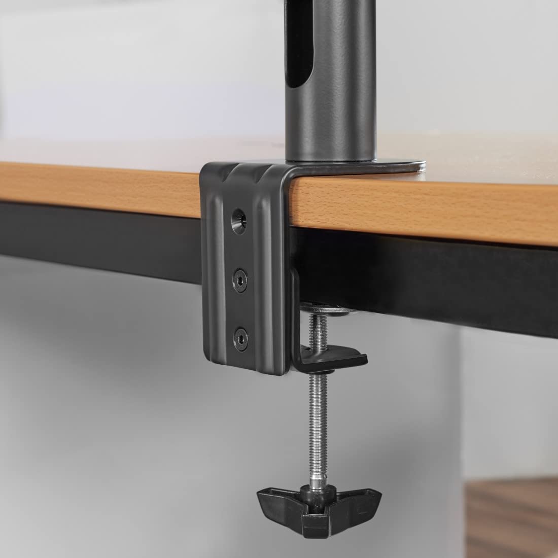 Hama Uchwyt do monitora o przekątnej 33 do 89 cm (13"-35", do biurka, 1 ramię, maks. udźwig 15 kg, obrót 180°) czarny