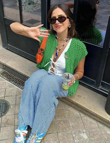 Image of Wyeysyt Sweater Vest Women Sleeveless Crop Knit Cardigan Casual Button Down Cropped Knitted Sweater Vest with Pockets