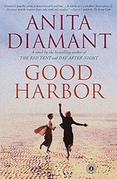 Paperback Good Harbor: A Novel Book